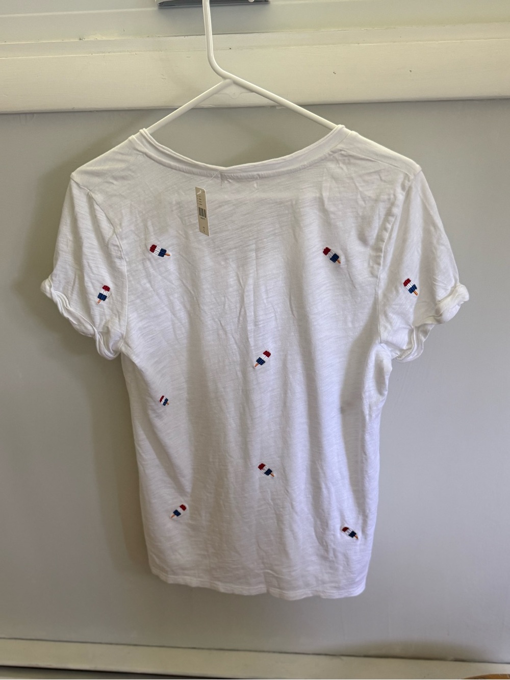 T.La White Popsicle Embroidered V-Neck Short Sleeve Tee/Made in USA - Picture 4 of 4